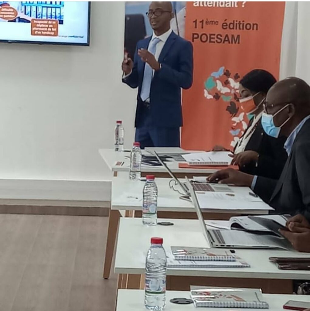 Celzoni NZONLIA face au jury POESAM 2021